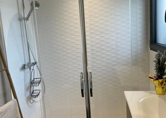 Charmante لا تاسْتْ دو بوك